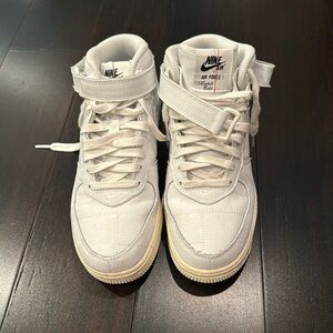 Nike Air Force 1 ‘07 Mid LX